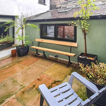 Verona House Tideswell Exterior photo