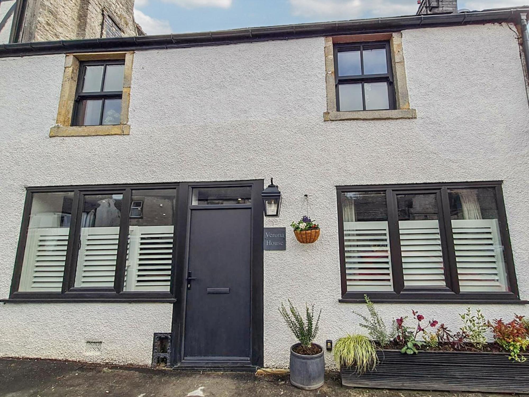 Verona House Tideswell Exterior photo